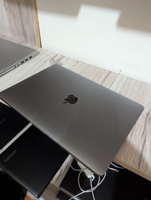 MacBook Pro 2018 года Core i5