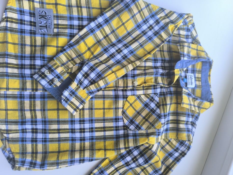 Джинсы,брюки,рубашка.