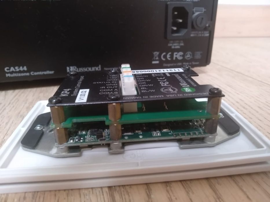 Russond Cas44 Multizone Controller Мультирум система