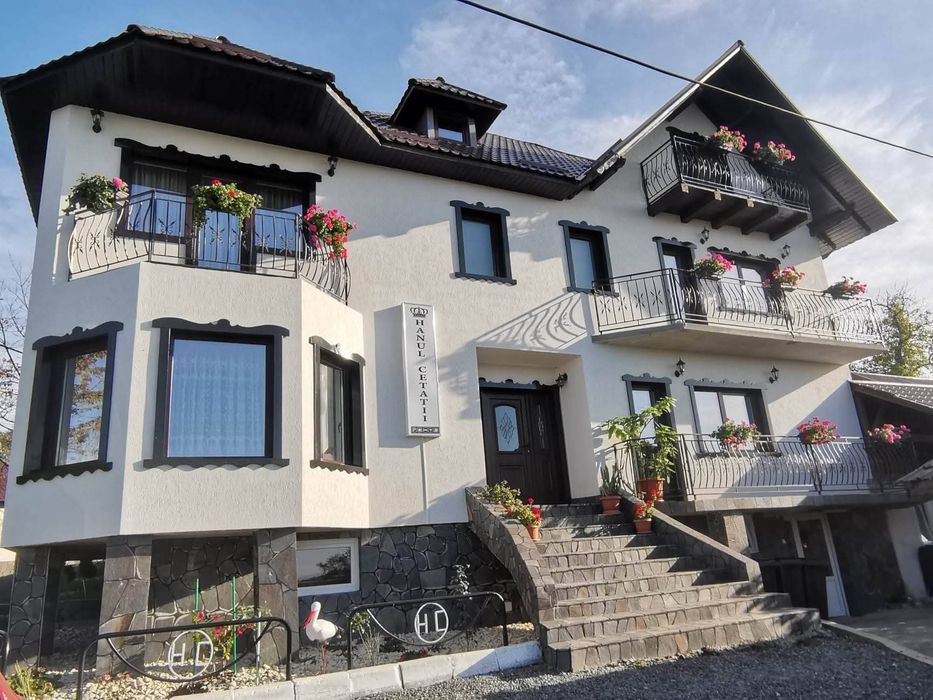 Casa , pensiune de vânzare la 20 km de Baia Mare