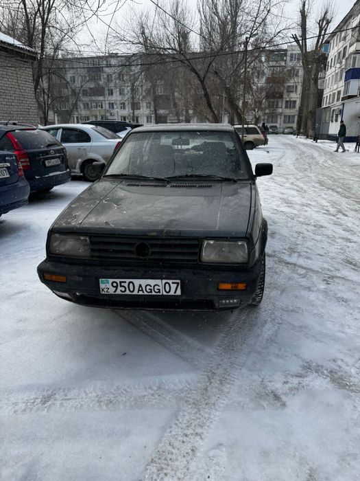 Jetta продается машина недорого