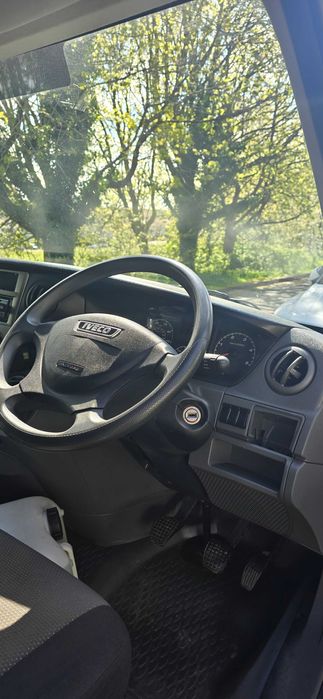 Бус IVECO DAILY 35S13MWB  2015Г.