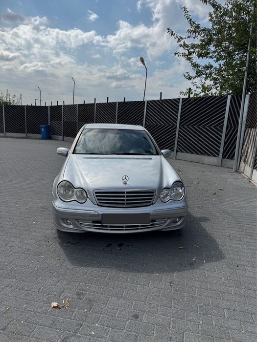 MERCEDES-BENZ C-Class 2005 — imagine 2