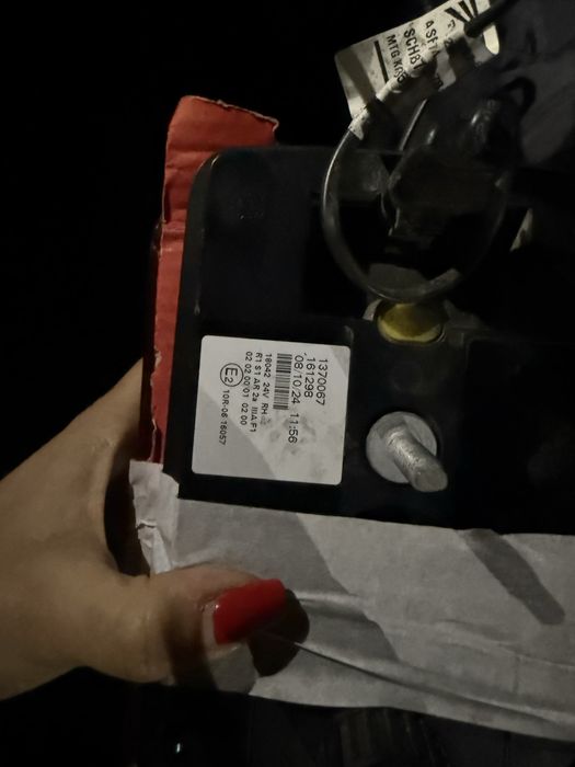 lampi , triple semiremorca SCHMITZ Led