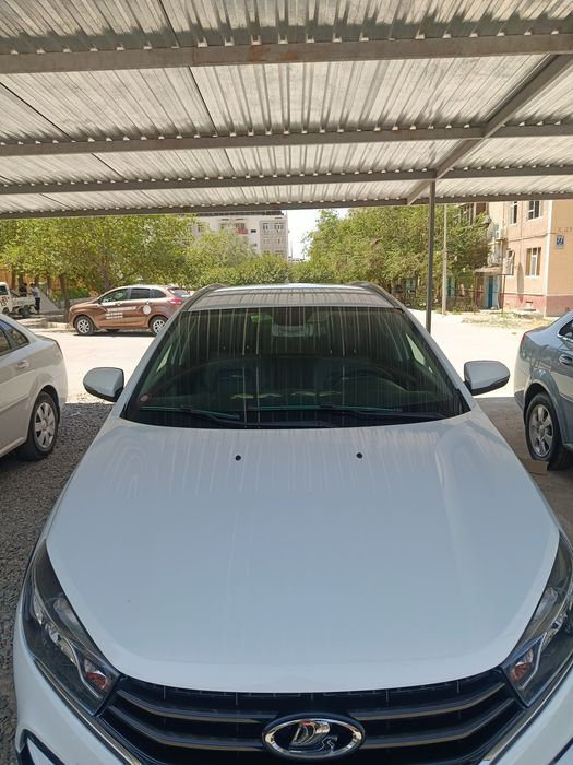 Lada vesta sw cross 1.6 mexanika