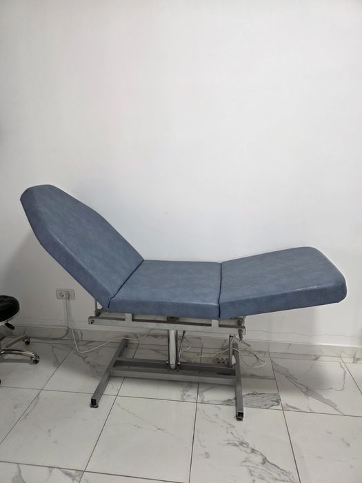 Pat cosmetica si vapozon profesional