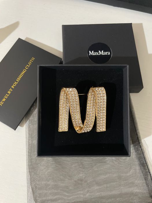 *MaxMara* брошка