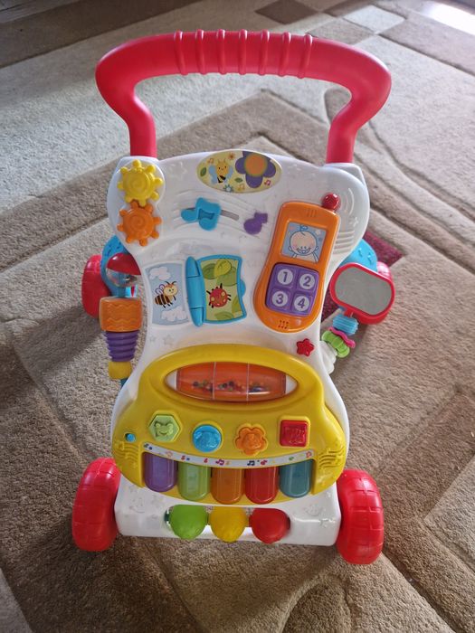 Ходунки  для первых шагов