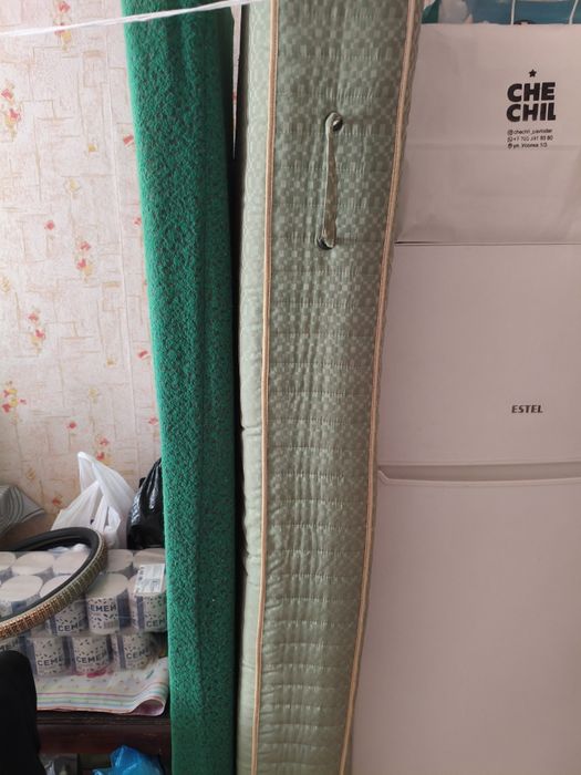 Продам мебель советскую и матрасы