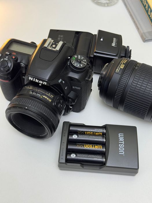 Фотоаппарат Nikon 7100