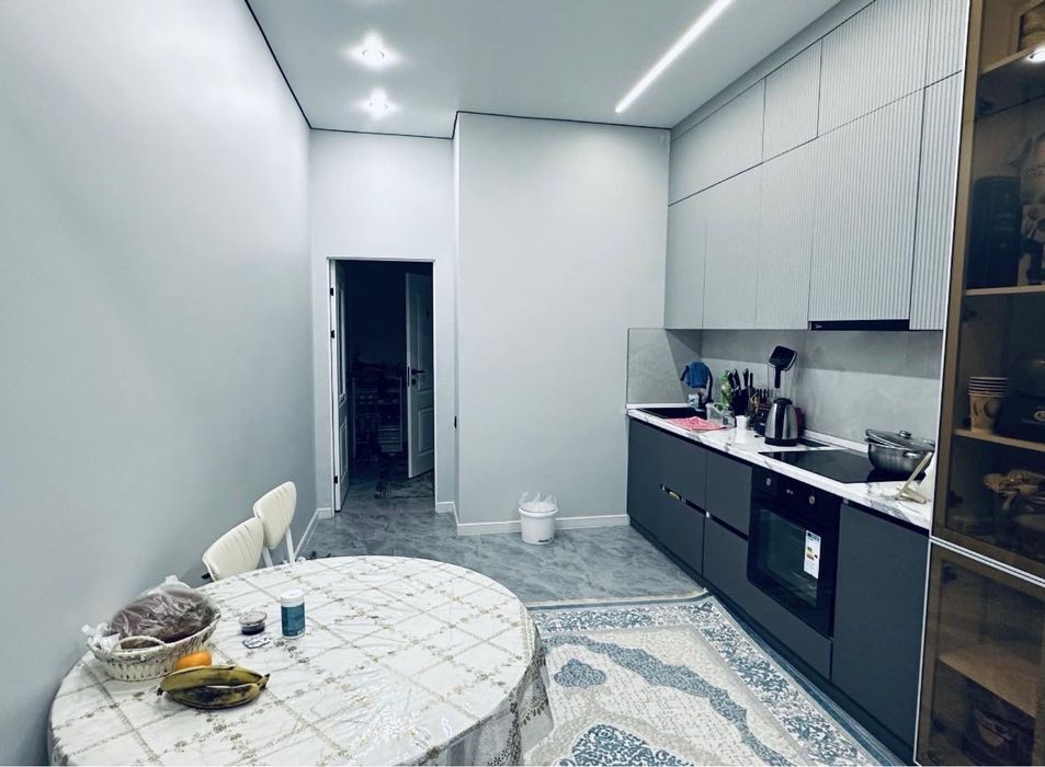 ЖК дан уй сатылады 2 ком