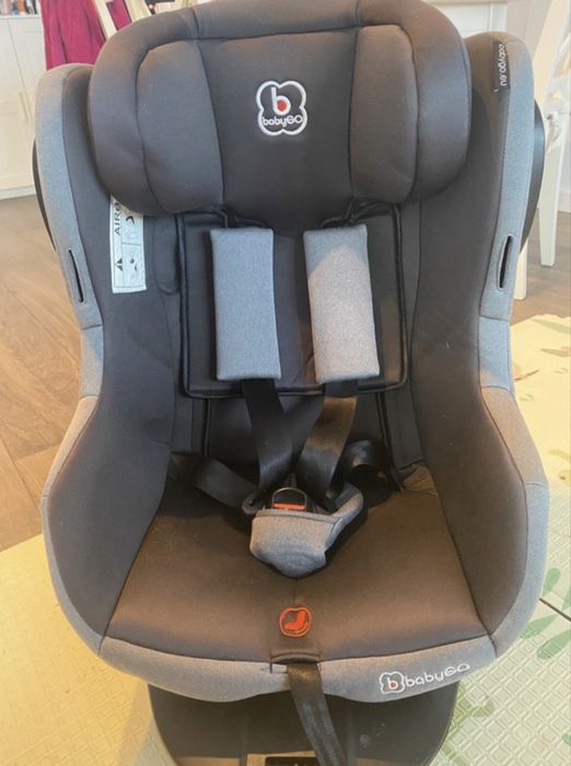 Scaun de masina cu Isofix
