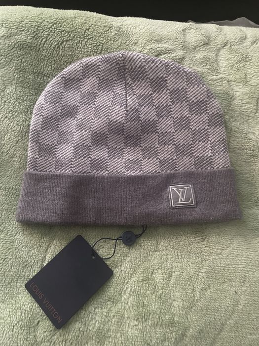 Caciula Louis Vuitton