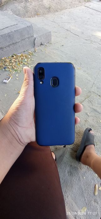Samsung a40 sitiladi