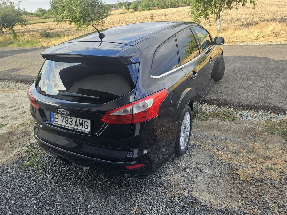 FORD Focus 2014 — imagine 3