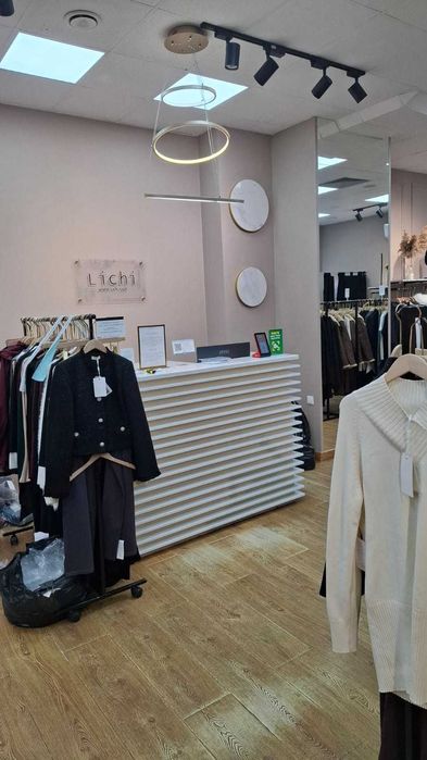 продам ресепшн торговый