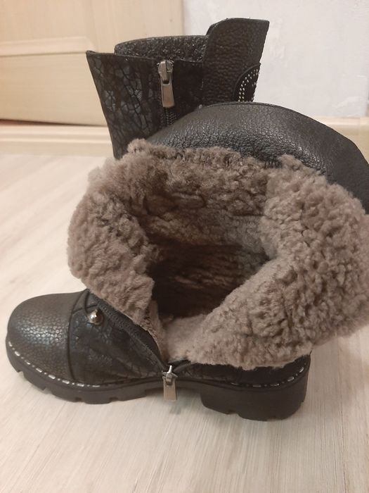 Детские сапоги, размер 33