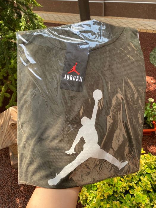 Футболки мужские