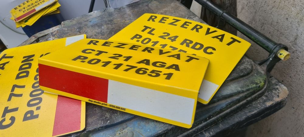 Placute parcare montaje Gratuit in oras 110 lei calitate extra lac UV