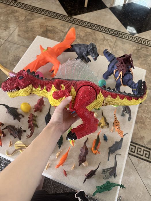 Игрушки диназавры