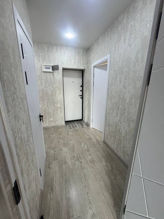 В центре города Продаётся 2×комнатная квартира