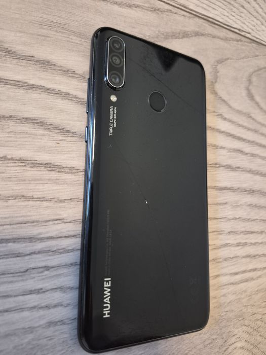 Vand telefon Huawei P30 Lite
