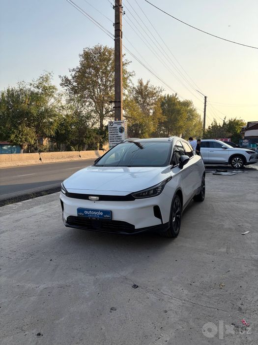 Geely Geeometry C сотилади