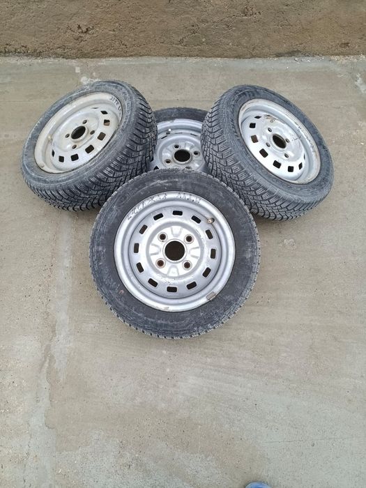 Шина дискасымен сатылады