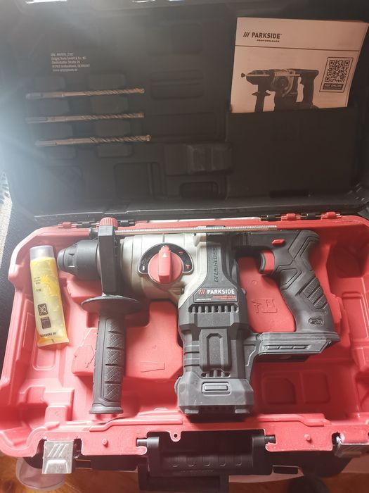 Ciocan rotopercutor Parkside pe acumulator 20v