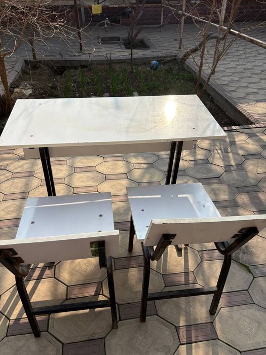 Parta stol stullar sotiladi