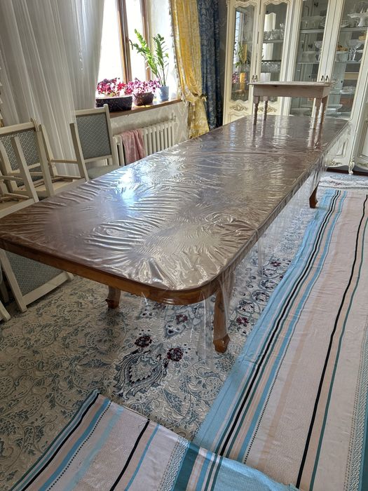 Стол стуляларымен