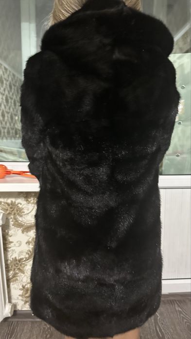 продам норковую шубу