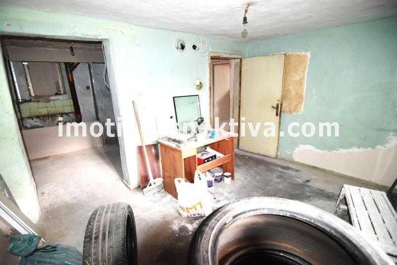 реф.15402 Обзаведен етаж от къща в Прослав!