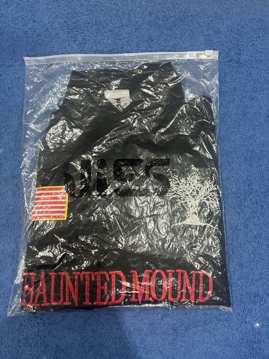 Поло Haunted Mound