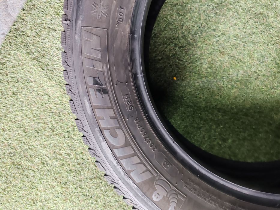 205 60 16 iarna Michelin