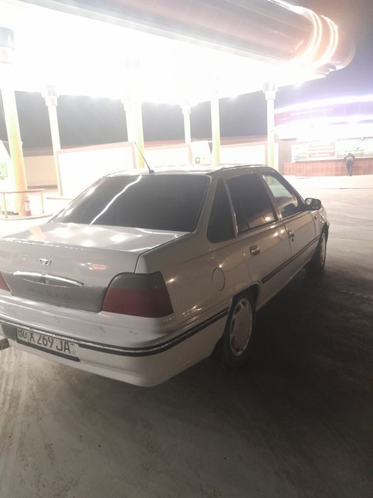 Nexia 1 sotiladi polni asvijit bulgan