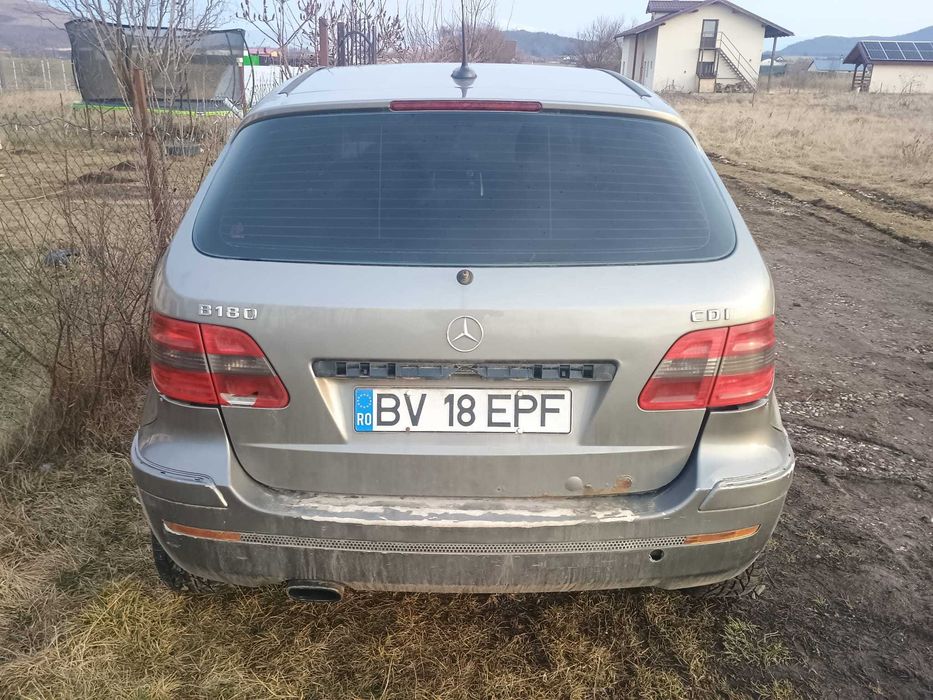 Mercedes B180 motorina, masina functionala (pentru piese)