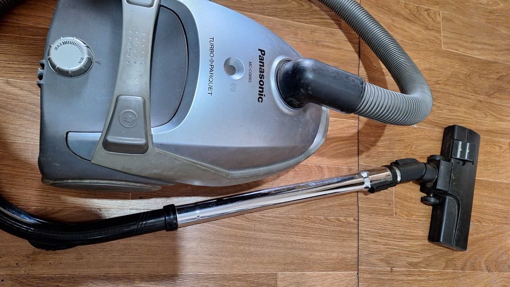 пылесос Panasonic, рабочий, мощный