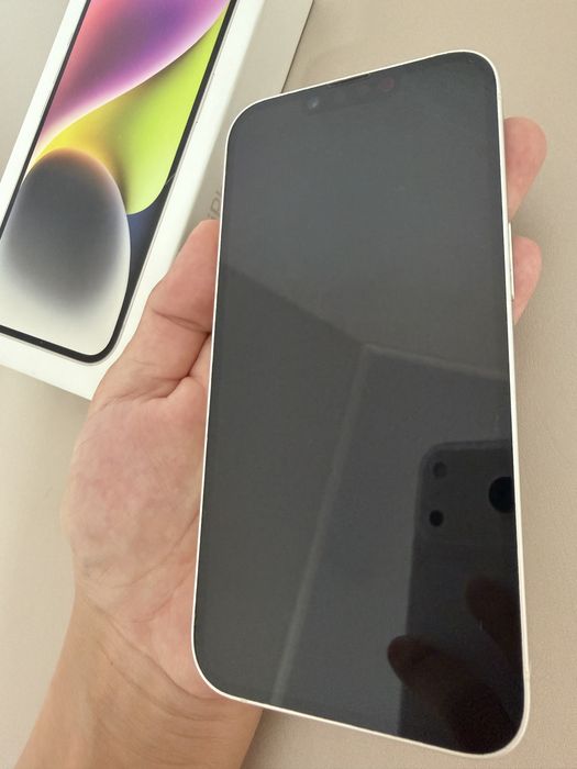 Продам Iphone 14