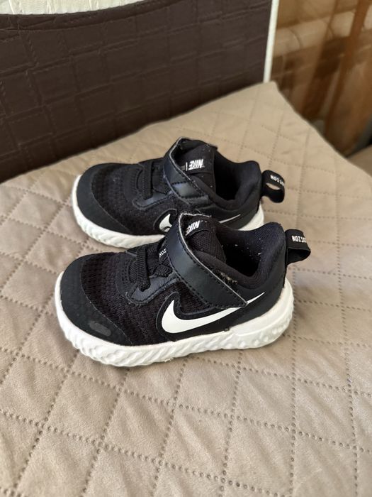 Детски обувки в добро състояние