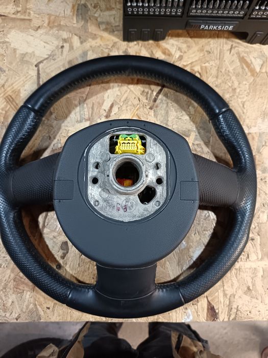 Волан за Ауди А4 Б8