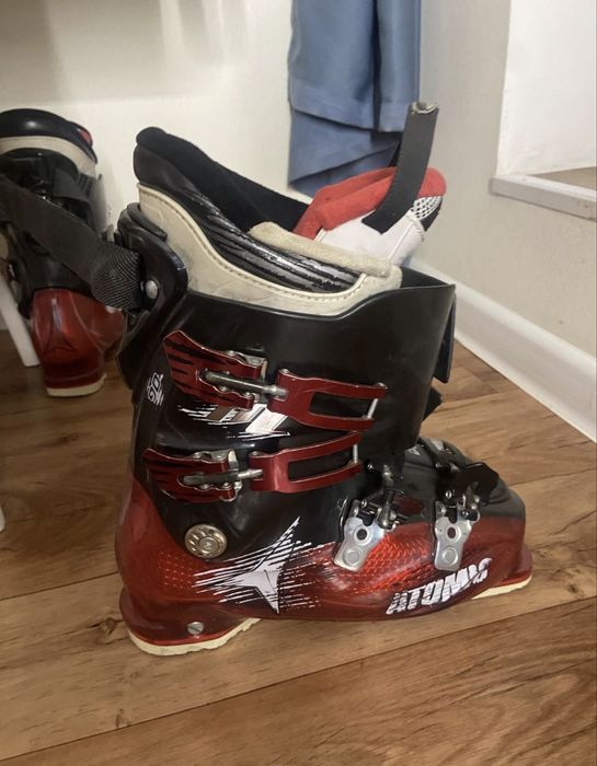 Ботинки горнолыжные ATOMIC