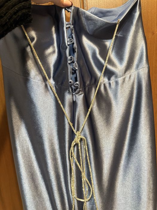 Дълга официална рокля сатен