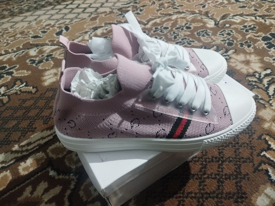 Yangi krasofka baxor uchun muljallangan