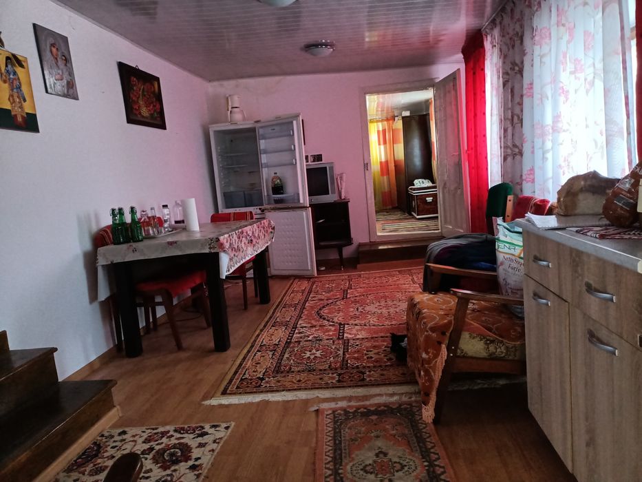 De vânzare casa + teren