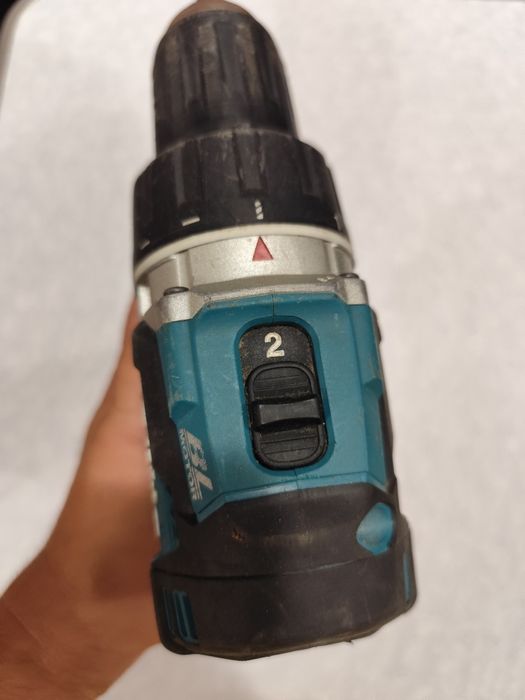 Акумулаторен безчетков винтоверт Макита Makita DDF484  100% ориги