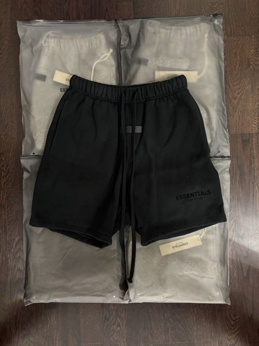 Pantaloni scurti essentials