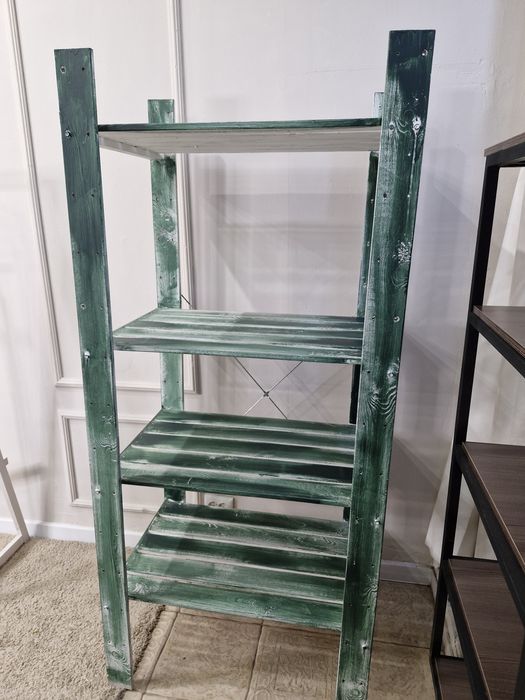 Продам стеллаж деревянный