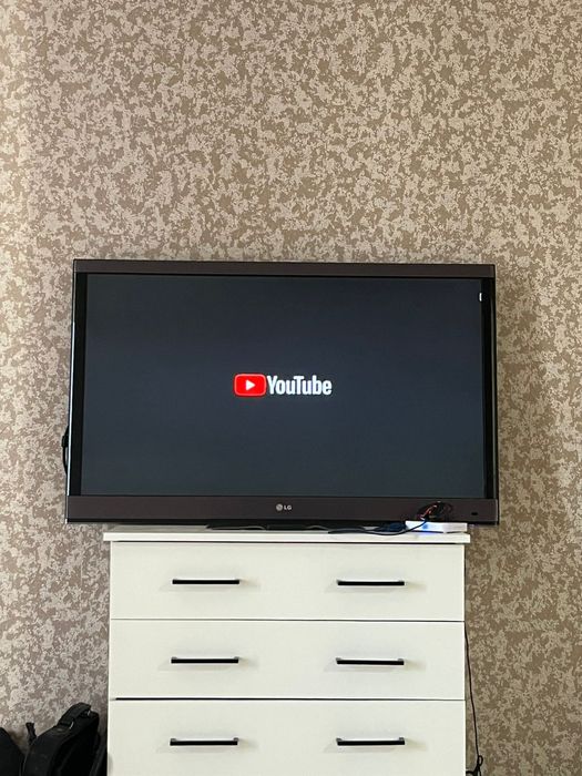 Продам телевизор