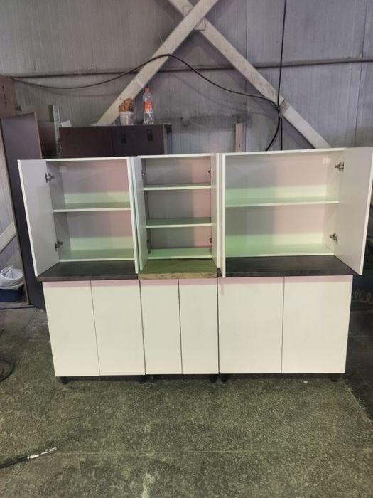 Кухонный гарнитур